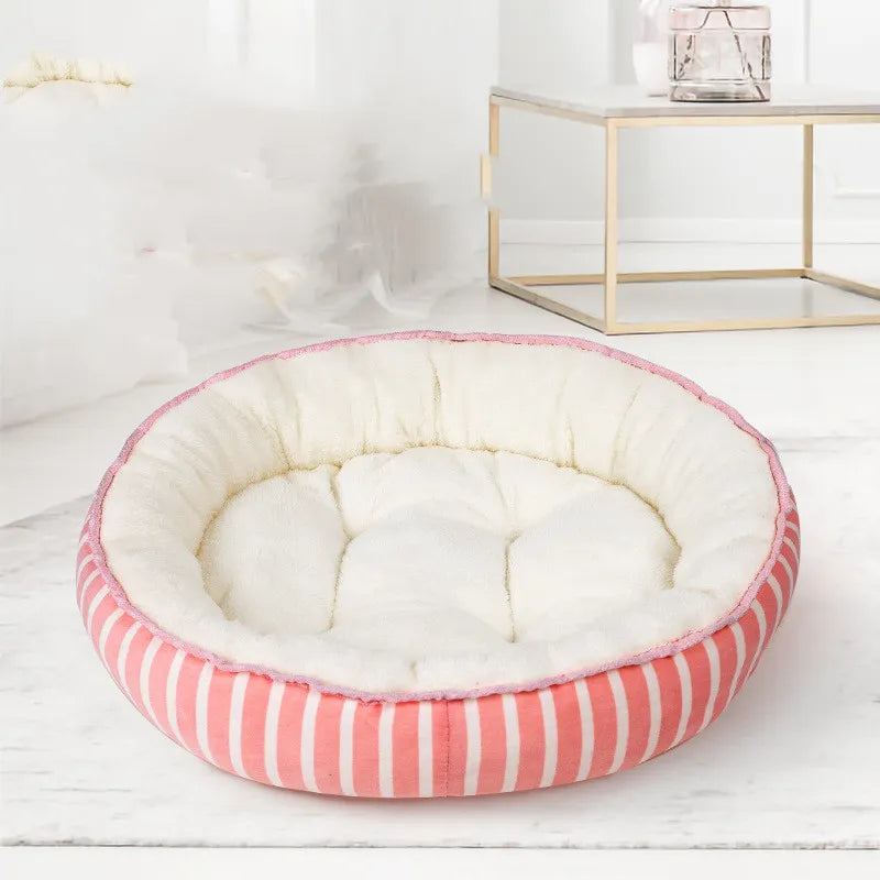 Hundebett im Dots Design für Komfortable Ruhepausen