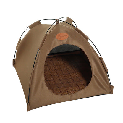 Luxuriöses Katzenzelt Mit Rattanliege
