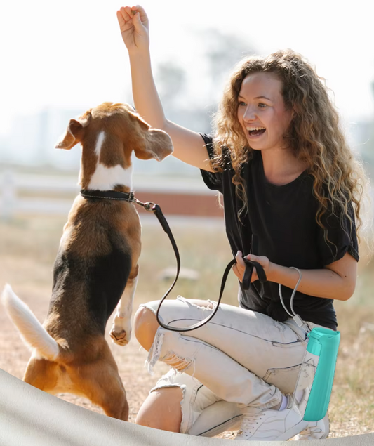 Tragbare Hundewasserflasche – Auslaufsicherer Reise-Spender Mit Integriertem Trinknapf
