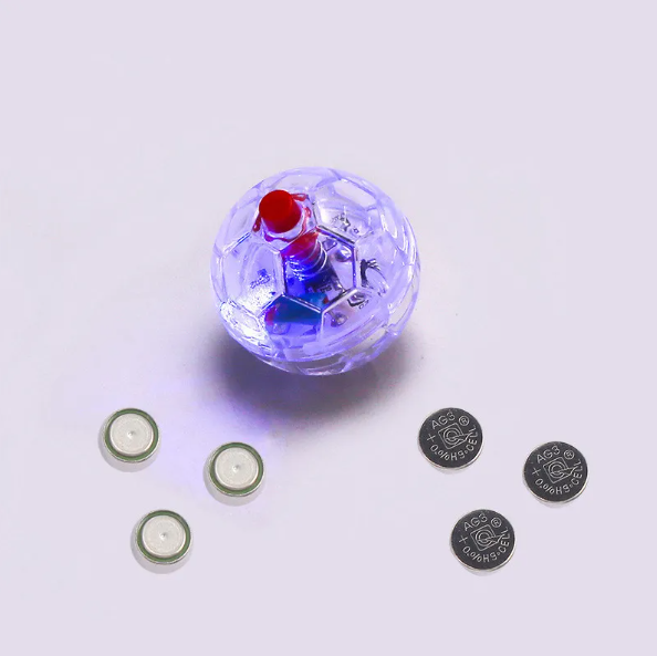 Leuchtendes Fußballspielzeug für Hunde – Interaktives Ballspielzeug mit LED-Lichtern
